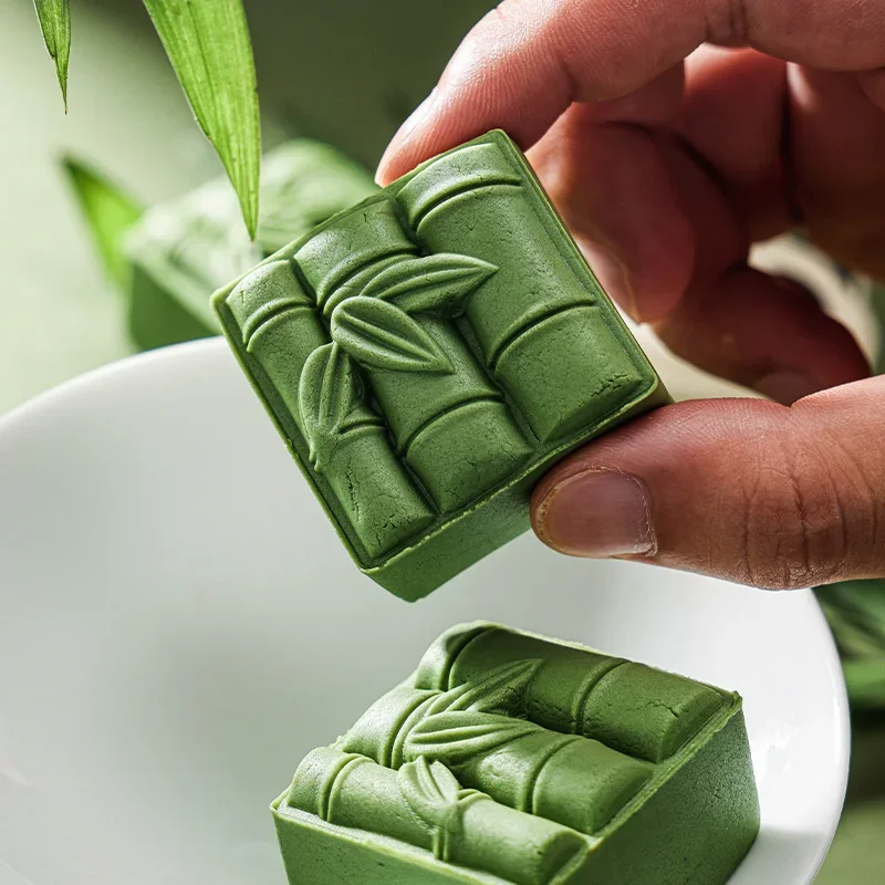 Household mung bean cake compl - Bunny Cake Mold review and price